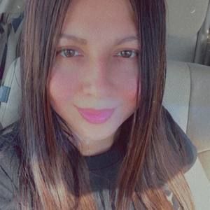 Meet your Posher, Mariela